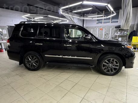 Lexus LX, 2012 — photo 2