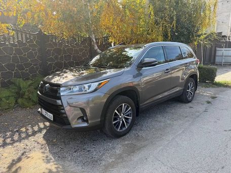 Toyota Highlander, 2017 — photo 2