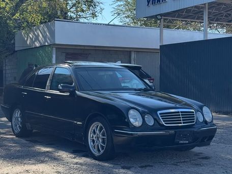 Mercedes-Benz E-Class, 2001 — photo 2
