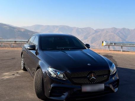 Mercedes-Benz E-Класс AMG, 2018 — 照片 1