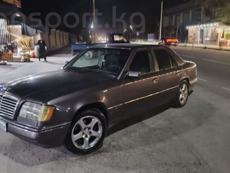 Mercedes-Benz E-Класс, 1994 — 照片 2