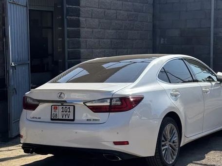 Lexus ES, 2016 — 照片 1