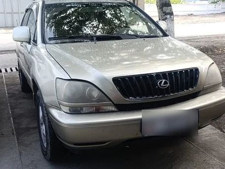 Lexus RX, 2000 — photo 1