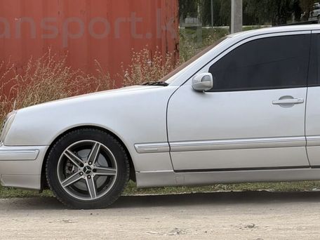Mercedes-Benz E-Класс, 2001 — фото 1