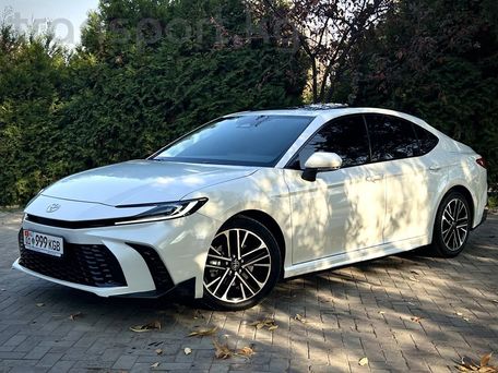 Toyota Camry, 2025 — photo 2
