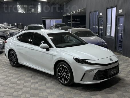 Toyota Camry, 2024 — фото 1