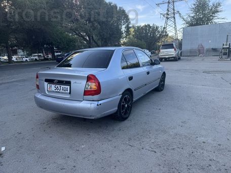 Hyundai Accent, 2006 — 照片 4
