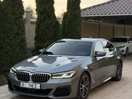 BMW 5 серии, 2022 — photo 2