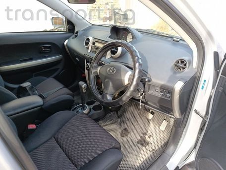 Toyota Ist, 2003 — photo 16