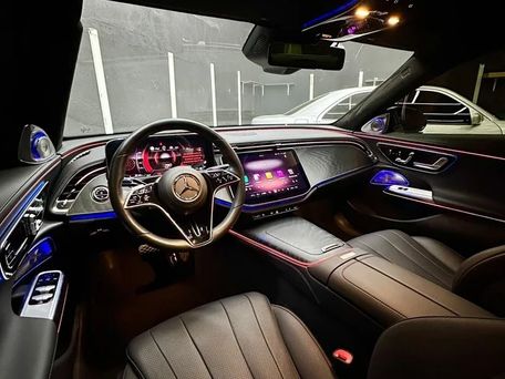 Mercedes-Benz E-Class, 2024 — photo 7