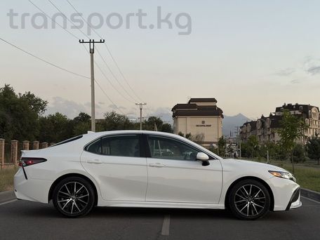 Toyota Camry, 2021 — 照片 8