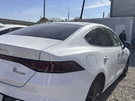 BYD Qin Pro, 2022 — 照片 3