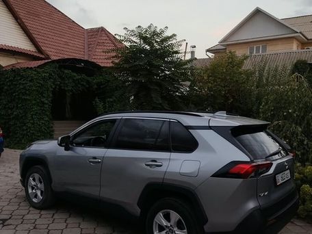Toyota RAV4, 2019 — фото 4