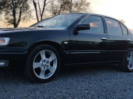 Nissan Maxima, 1996 — photo 3