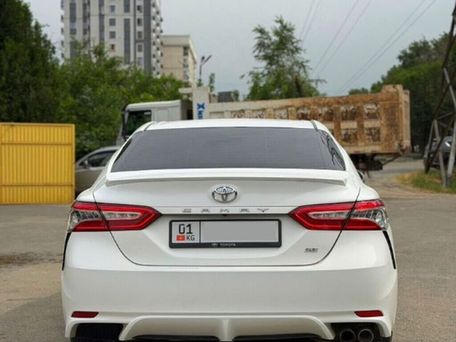 Toyota Camry, 2018 — photo 3