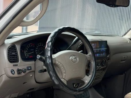 Toyota Sequoia, 2005 — photo 5