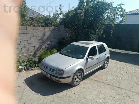 Volkswagen Golf, 1998
