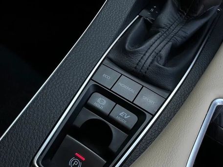Toyota Avalon, 2019 — сүрөт 7