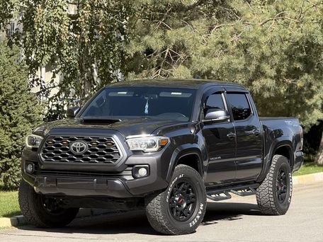 Toyota Tacoma, 2021 — photo 2