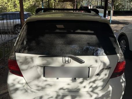 Honda Fit, 2004 — photo 2