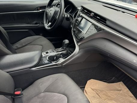 Toyota Camry, 2018 — 照片 4