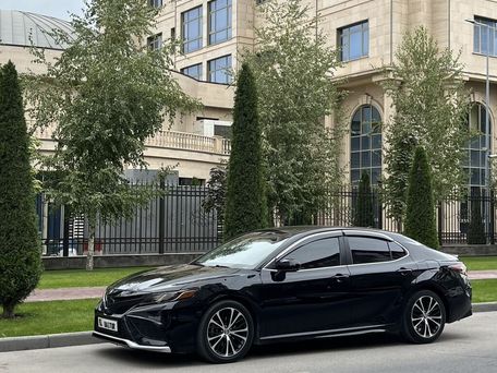 Toyota Camry, 2020