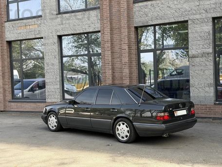 Mercedes-Benz E-Класс, 1994 — сүрөт 3