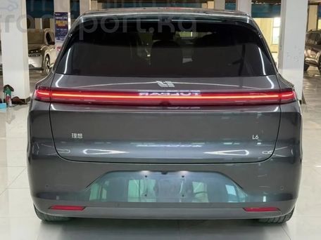 Li Auto (Lixiang) L6, 2025 — 照片 3