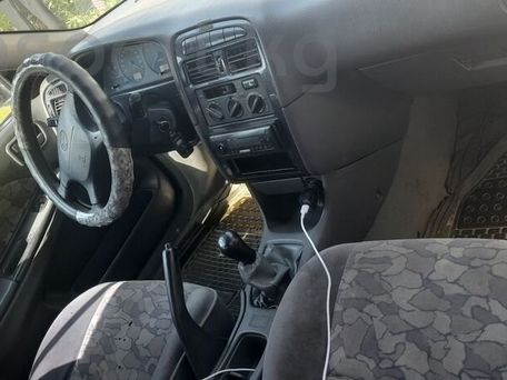 Toyota Avensis, 1998 — сүрөт 4