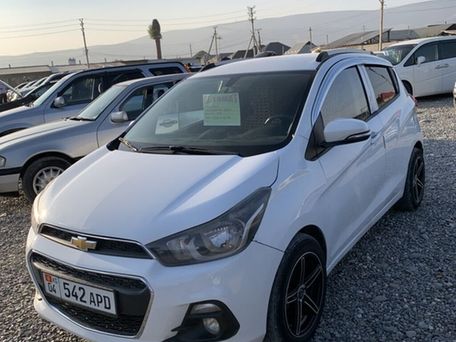 Chevrolet Spark, 2017 — photo 1