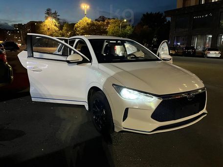 BYD E2, 2022 — photo 5