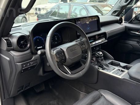 Toyota Land Cruiser Prado, 2024 — сүрөт 9