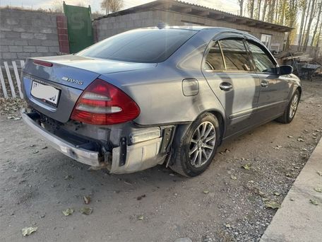 Mercedes-Benz E-Class, 2005 — photo 3