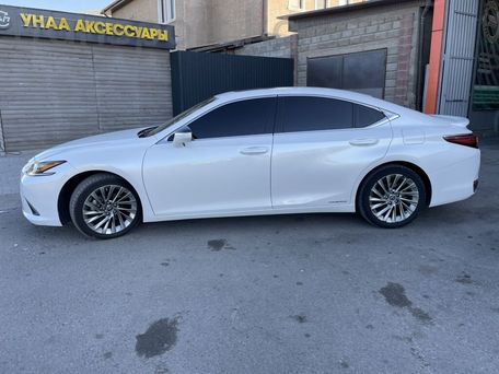 Lexus ES, 2022 — photo 7