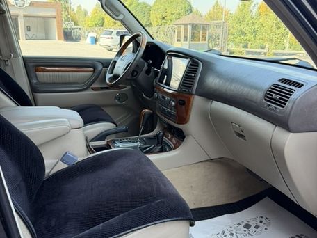 Lexus LX, 2005 — photo 2