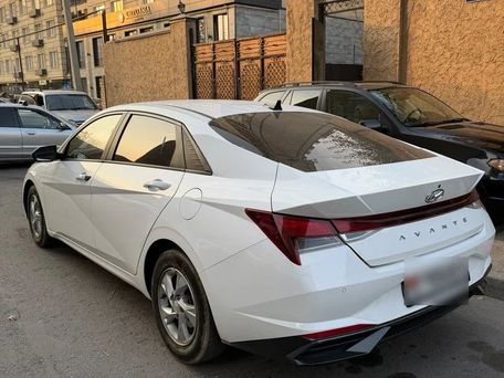 Hyundai Avante, 2020 — photo 3