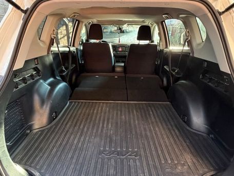 Toyota RAV4, 2018 — photo 19