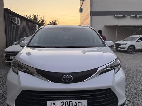 Toyota Sienna, 2023