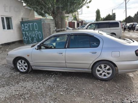 Nissan Primera, 1999 — 照片 2