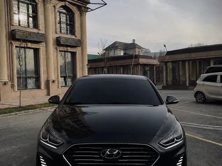 Hyundai Sonata, 2018 — фото 1