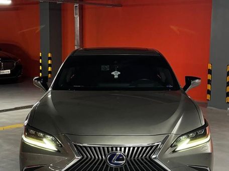 Lexus ES, 2019 — photo 1