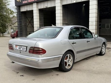Mercedes-Benz E-Класс, 1999 — 照片 3