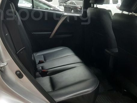 Toyota RAV4, 2018 — сүрөт 9