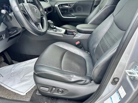 Toyota RAV4, 2020 — сүрөт 16