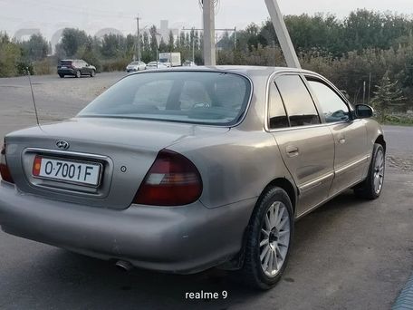 Hyundai Sonata, 1998 — 照片 1