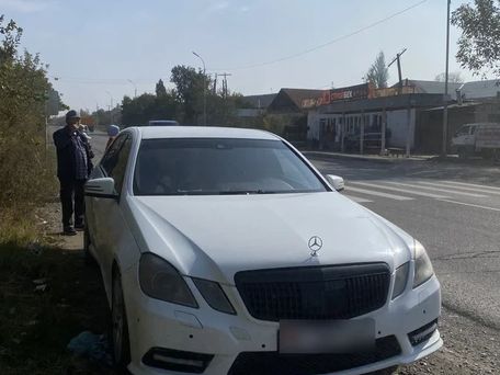 Mercedes-Benz E-Класс, 2012 — photo 2