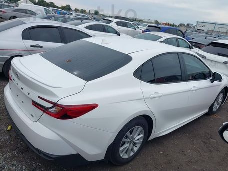 Toyota Camry, 2026 — 照片 13