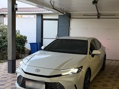 Toyota Camry, 2025 — photo 2