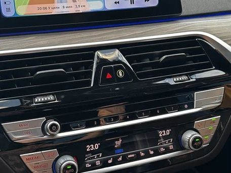 BMW 5 серии, 2019 — 照片 6