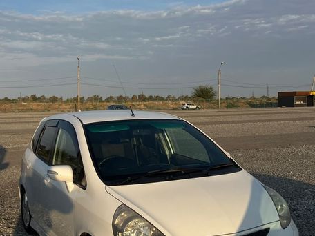 Honda Fit, 2003